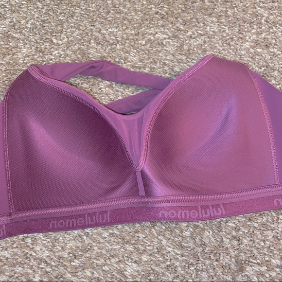 ♡ Light purple Lululemon push up sports bra ♡ - Picture 6 of 6